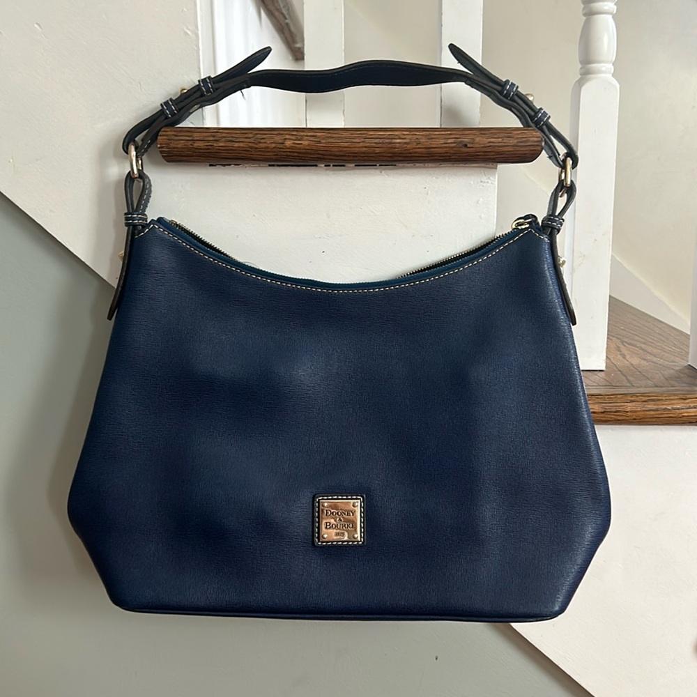 Dooney & Bourke shoulder bag